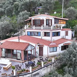 Appartamento La Finestra Sulle Eolie, Reitano (Messina)